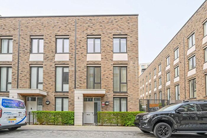 3 Bedroom End Of Terrace House For Sale In Nautical Drive, , Docklands, London, E16
