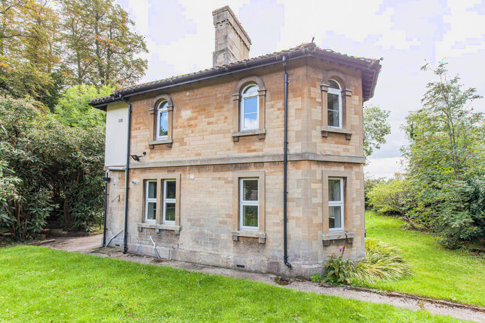 3 Bedroom Detached House To Rent In Headington Road, Oxford, OX3