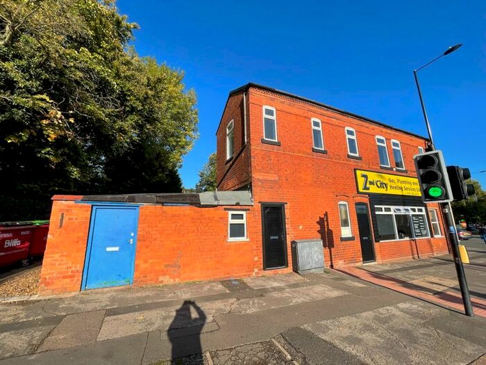 2 Bedroom Flat To Rent In Court Oak Road, Birmingham, B32