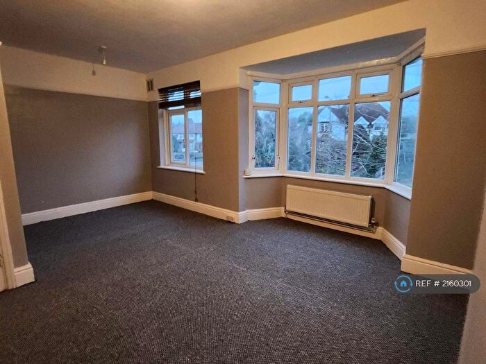 1 Bedroom Flat To Rent In Tixall Road, Stafford, ST16