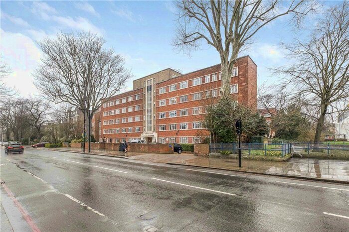 1 Bedroom Flat To Rent In Upper Richmond Road, Putney, SW15