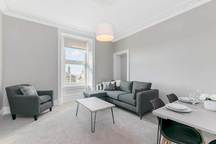 2 Bedroom Flat To Rent In Blackness Road, West End, Dundee, DD2