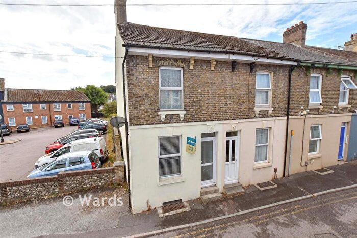 3 Bedroom End Of Terrace House For Sale In St. Radigund's Road, Dover, Kent, CT17