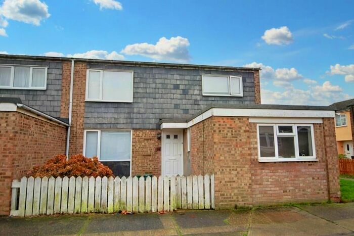 5 Bedroom Property To Rent In Rosalind Close, Colchester, CO4