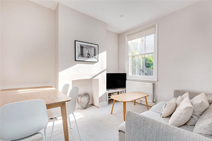 2 Bedroom Terraced House To Rent In Elsley Road, The Shaftesbury Estate, SW11