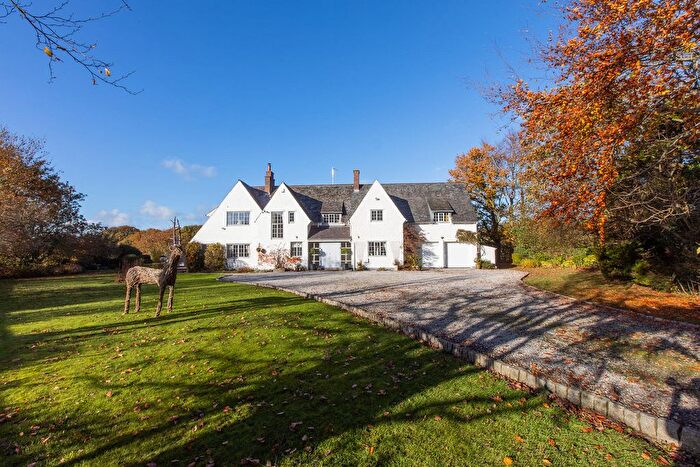 5 Bedroom Detached House For Sale In Puddington Lane, Neston, CH64