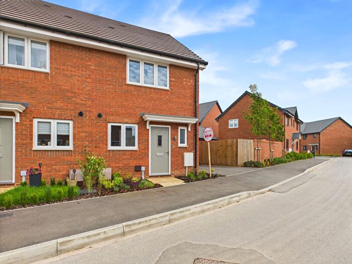 2 Bedroom Semi-Detached House To Rent In Drake Gardens, Perrybrook, GL3