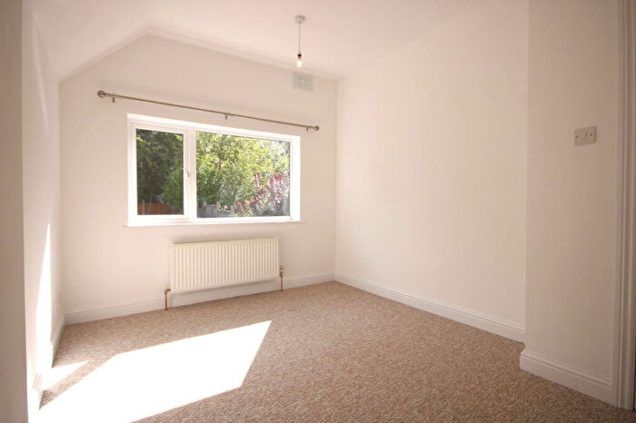 2 Bedroom End Of Terrace House For Sale In Hadcroft Road, Stourbridge, DY9