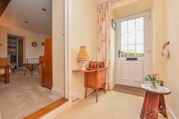 1 Bedroom Apartment For Sale In Spencer Road, Ryde, PO33