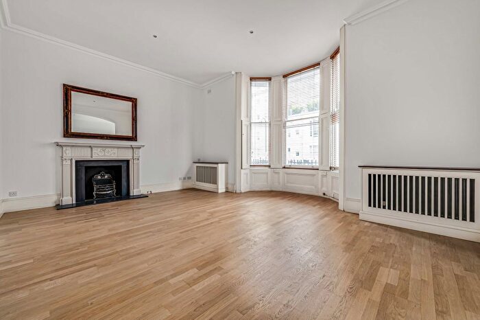 2 Bedroom Flat To Rent In Elvaston Place, London, SW7