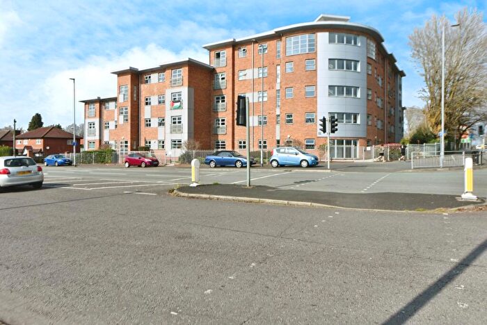 2 Bedroom Flat For Sale In Mauldeth Road West, Chorlton, Lancashire, M21