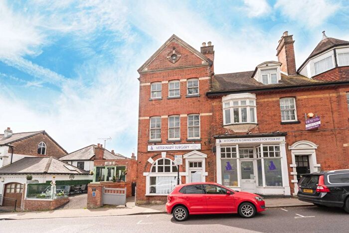 2 Bedroom Flat For Sale In Stanmore Hill, Stanmore, HA7