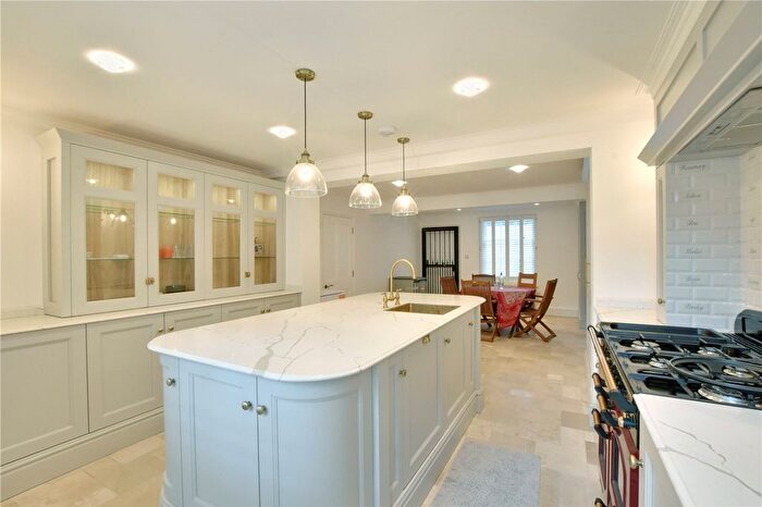 6 Bedroom Detached House To Rent In Belmont Hill, London, SE13