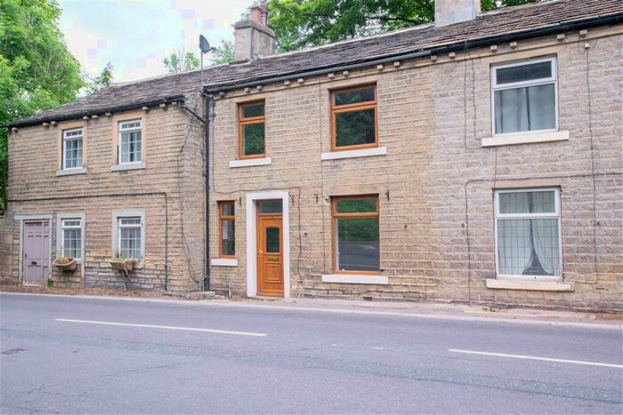 2 Bedroom Terraced House To Rent In Rochdale Road, Triangle, Halifax, HX6