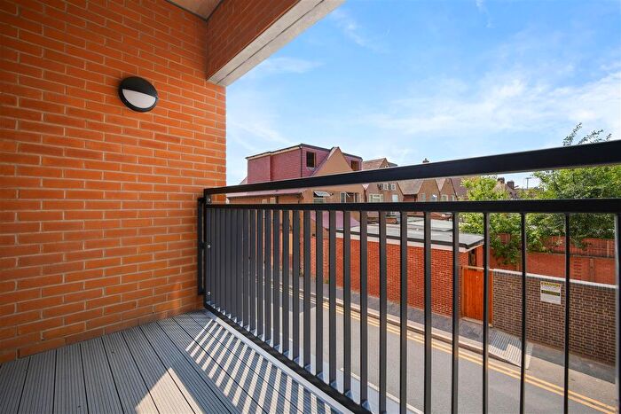 1 Bedroom Flat To Rent In Garraway Apartments, East Acton Lane, Acton, W3