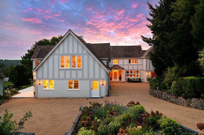 6 Bedroom Detached House For Sale In Park View Road, Woldingham, CR3