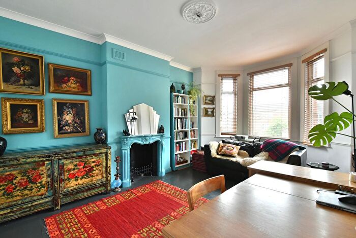 1 Bedroom Flat To Rent In Brockley Rise, London, SE23