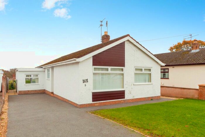 4 Bedroom Bungalow For Sale In Penrho Estate, Mostyn, Holywell, Flintshire, CH8