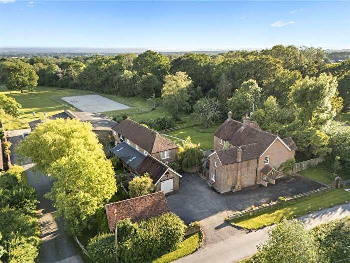 4 Bedroom Detached House For Sale In Chiddingly, Lewes, East Sussex, BN8