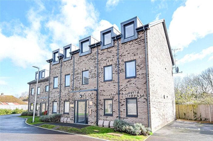 1 Bedroom Apartment For Sale In Steel Close, Newbury, Berkshire, RG14