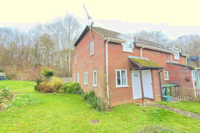 1 Bedroom House To Rent In Lychpit, Basingstoke, RG24