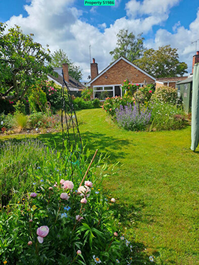 3 Bedroom Bungalow For Sale In Tatlings Road, Steventon, Abingdon, OX13