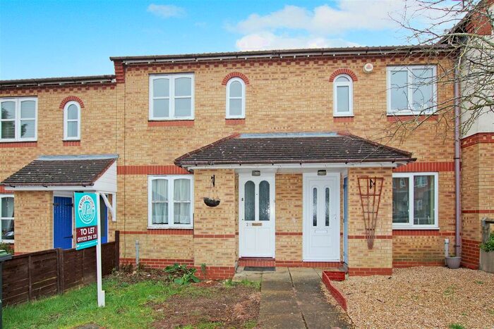 2 Bedroom Semi-Detached House To Rent In Lavender Way, Rushden NN10