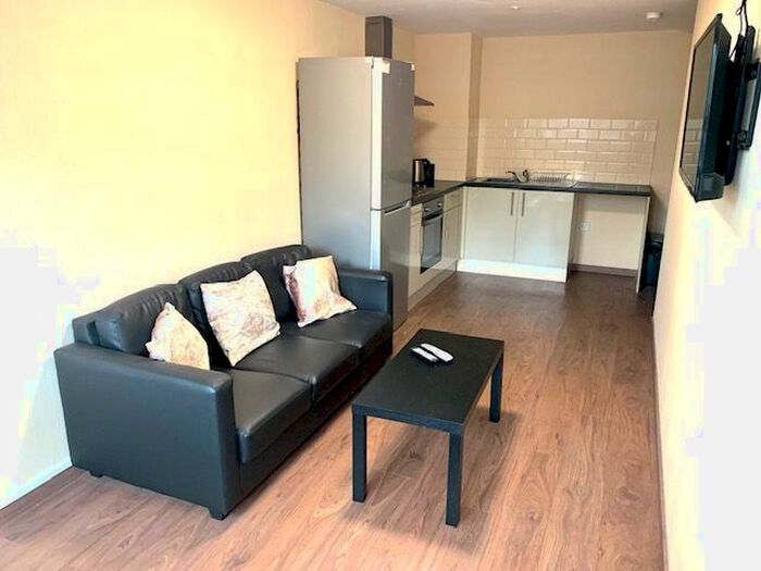 2 Bedroom Flat To Rent In Trinity Road, Bootle, L20