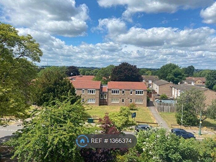 1 Bedroom Flat To Rent In Elsa Court, Beckenham, BR3