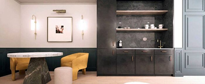 Studio For Sale In Marlborough House, Chiswick, London, W4