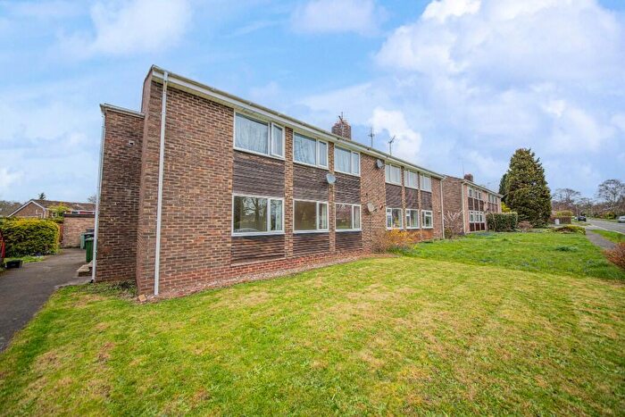 2 Bedroom Maisonette For Sale In Ashdown Road, Chandlers Ford, SO53