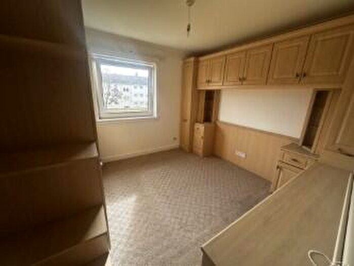 2 Bedroom Flat To Rent In Arnprior Road, Glasgow, G45