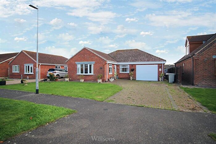 3 Bedroom Detached Bungalow For Sale In Elliott Way, Chapel St. Leonards, Skegness, PE24