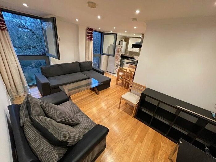 1 Bedroom Flat To Rent In Pentonville Road, Kings Cross, WC1X
