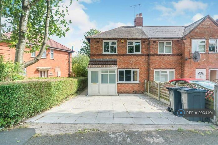 3 Bedroom End Of Terrace House To Rent In Nailstone Crescent, Birmingham, B27
