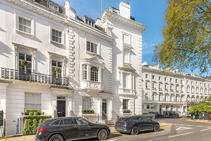 5 Bedroom Town House For Sale In Ovington Square, Knightsbridge, SW3