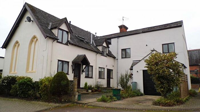 2 Bedroom House To Rent In School Road, Charlton Kings, GL53