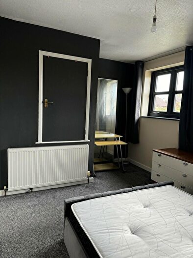 2 Bedroom End Of Terrace House To Rent In Lenton Nottingham, NG7