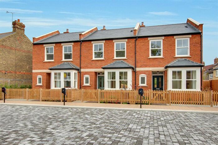 2 Bedroom Terraced House For Sale In Bedrooms + Study - Cedars Road, London, N21