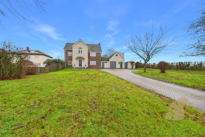 5 Bedroom Detached House For Sale In Aveley Lane, Shimpling, IP29
