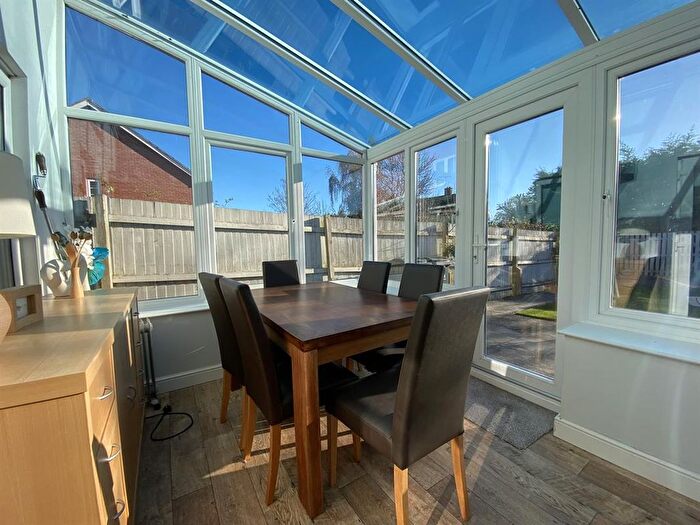 2 Bedroom End Of Terrace House For Sale In Bracken Way, Malvern, WR14