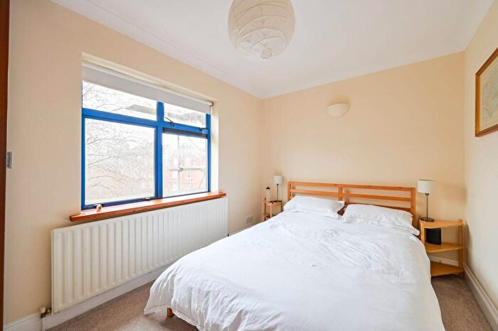 1 Bedroom Flat To Rent In Casson Street, Shoreditch, London, E1