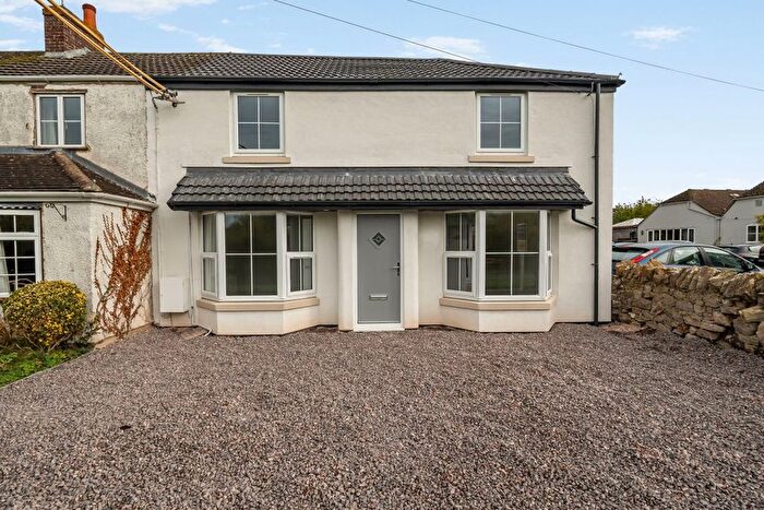 4 Bedroom Semi Detached House For Sale In High Street, Wanborough, Wiltshire, SN4