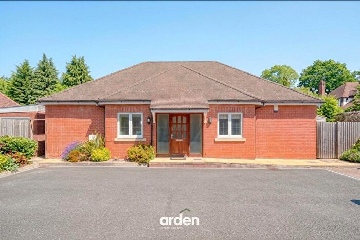 3 Bedroom Detached House For Sale In Boden Gardens, Birmingham, B28
