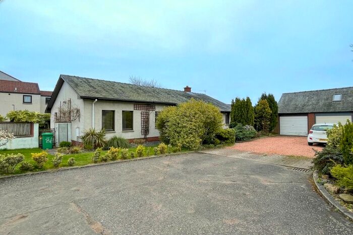 3 Bedroom Bungalow To Rent In Tay Street, Tayport, Fife, DD6