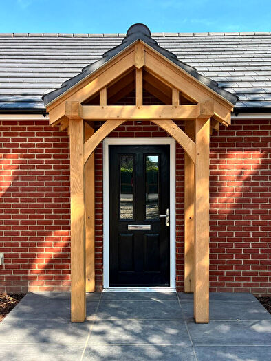 3 Bedroom Bungalow For Sale In Blackfield, Southampton, SO45