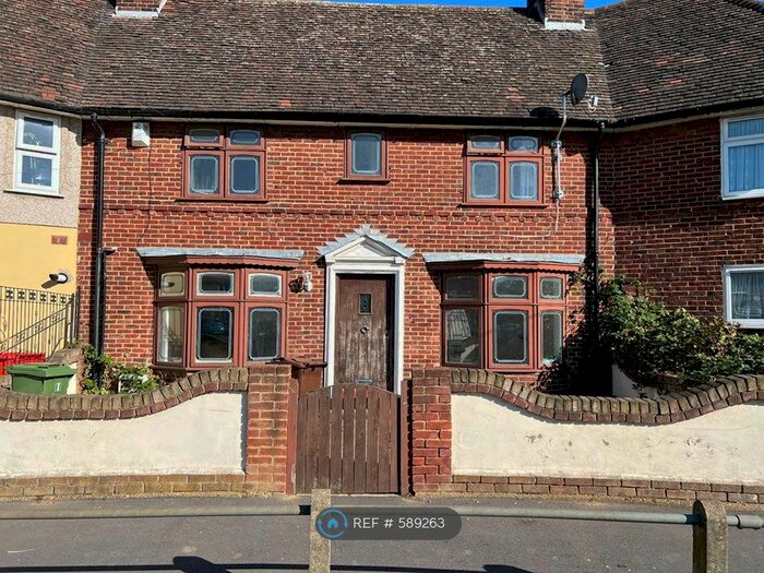 3 Bedroom Terraced House To Rent In Osborne Road, Dagenham, RM9