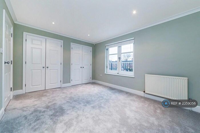 4 Bedroom Terraced House To Rent In Telferscot Road, Balham, SW12