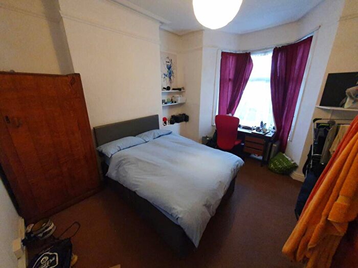 5 Bedroom House To Rent In Harriet Street, Cathays, Cardiff, CF24