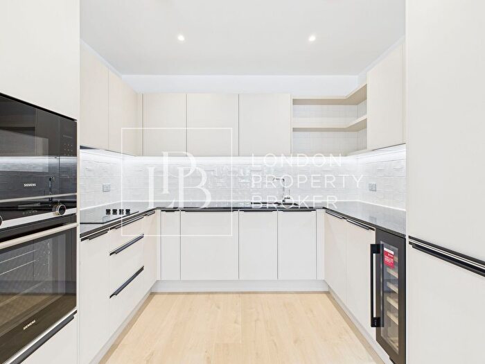 2 Bedroom Flat To Rent In Kubrick House, Lombard Square, SE28